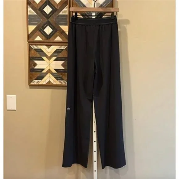 ALO Yoga Black Wide-Leg Trousers - Picture 7 of 8